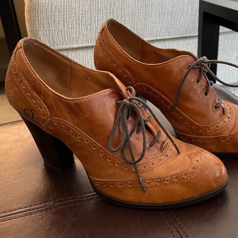 Born lace up ankle boots